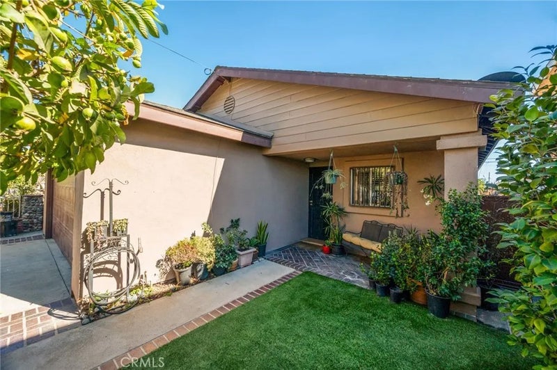 1606 E Sandison