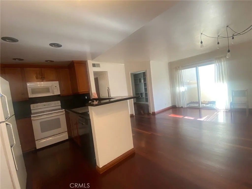 Photo of 3103 Evening Way #B, La Jolla, CA 92037 (MLS # WS26026935)