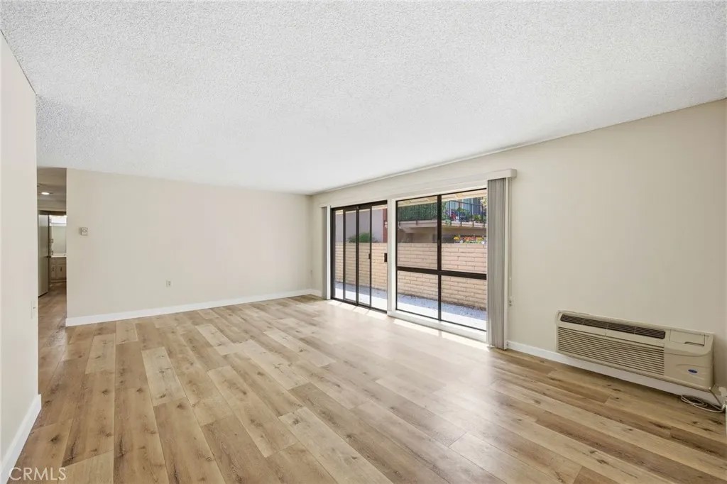 3107 Via Serena South P