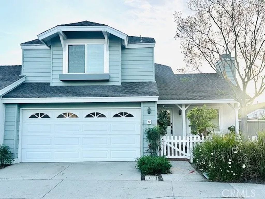Photo of 12 Amberleaf, Irvine, CA 92614 (MLS # OC26067614)