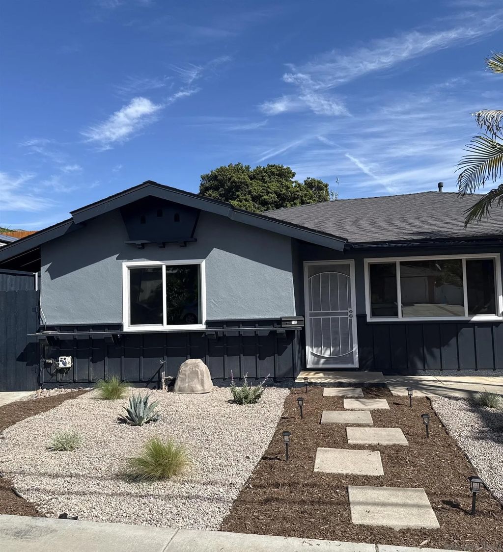 Photo of 168 Carey Rd, Oceanside, CA 92054 (MLS # 260004720)