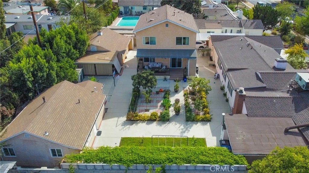 Photo of 5848 Cleon Avenue, North Hollywood, CA 91601 (MLS # GD26040356)