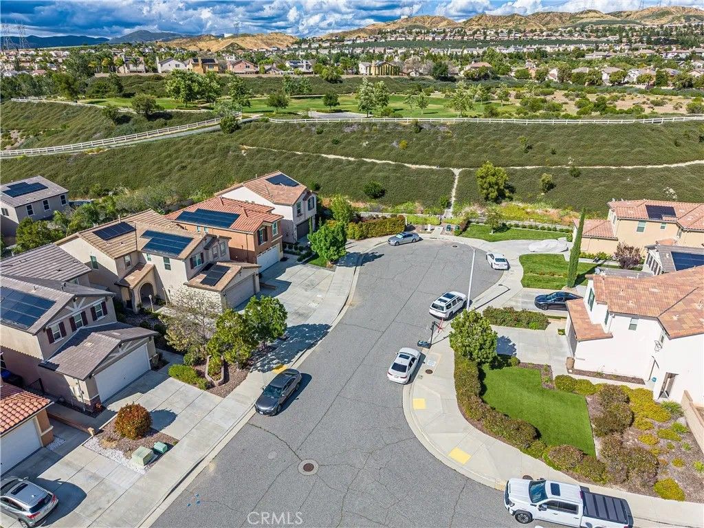 Photo of 19811 Melissa Ln, Saugus, CA 91350 (MLS # SR26093222)