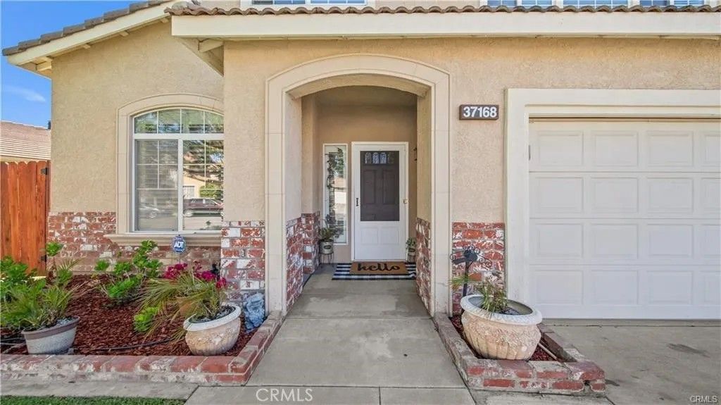 Photo of 37168 Santa Rosa Glen, Murrieta, CA 92562 (MLS # DW25239589)