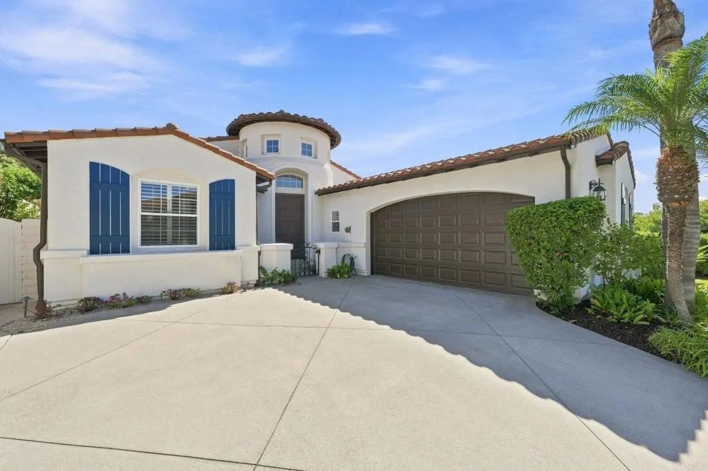 1745 Hummingbird Road