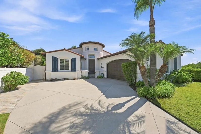 1745 Hummingbird Road