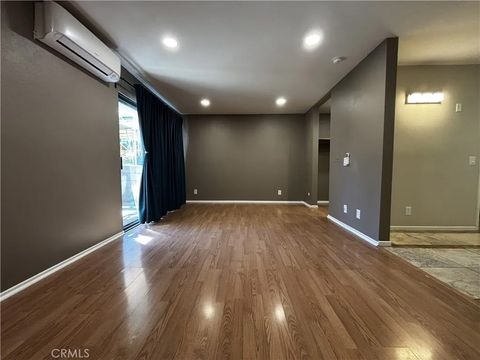 Photo of 20234 Cantara Street #136, Winnetka, CA 91306 (MLS # SR26040172)