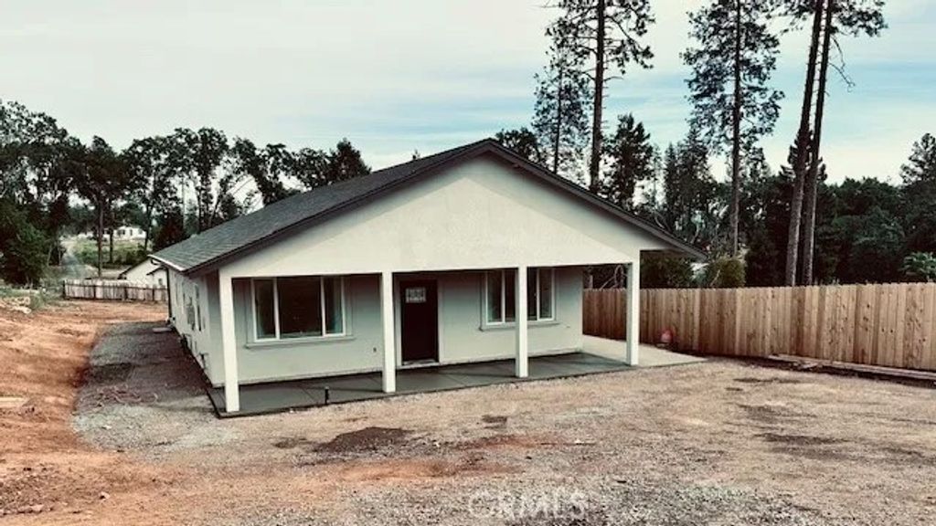 Photo of 1436 Wolf Ln, Paradise, CA 95969 (MLS # SN26072253)
