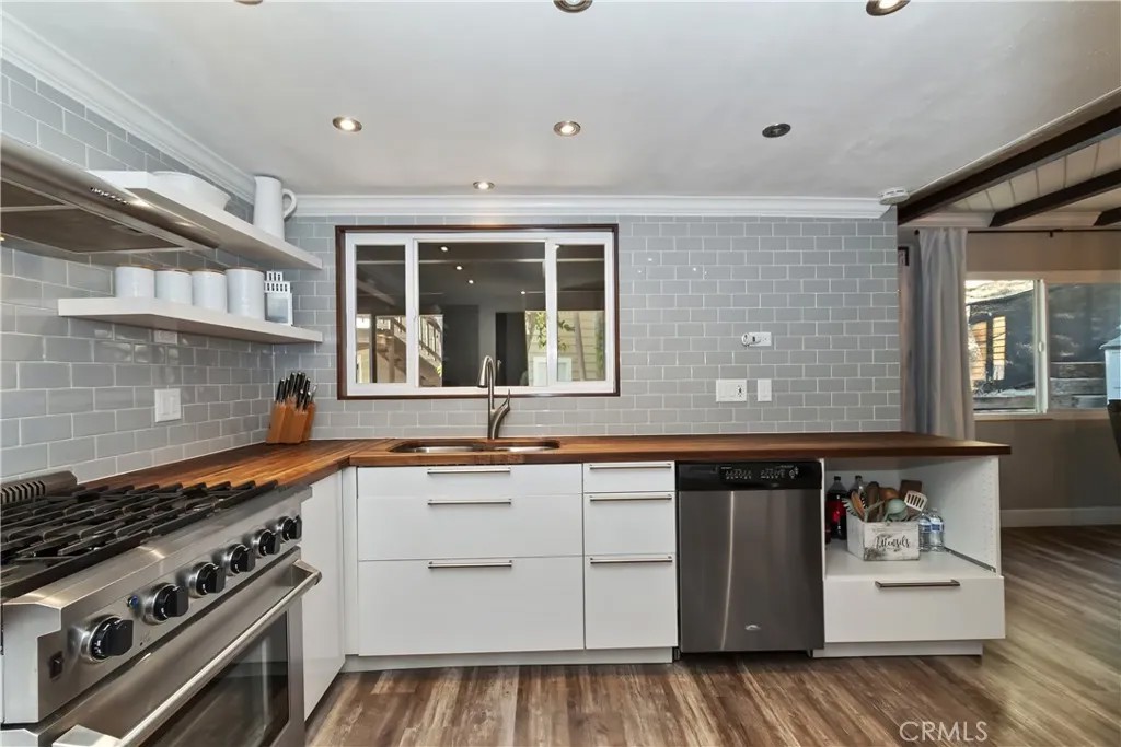 24150 Zell Court