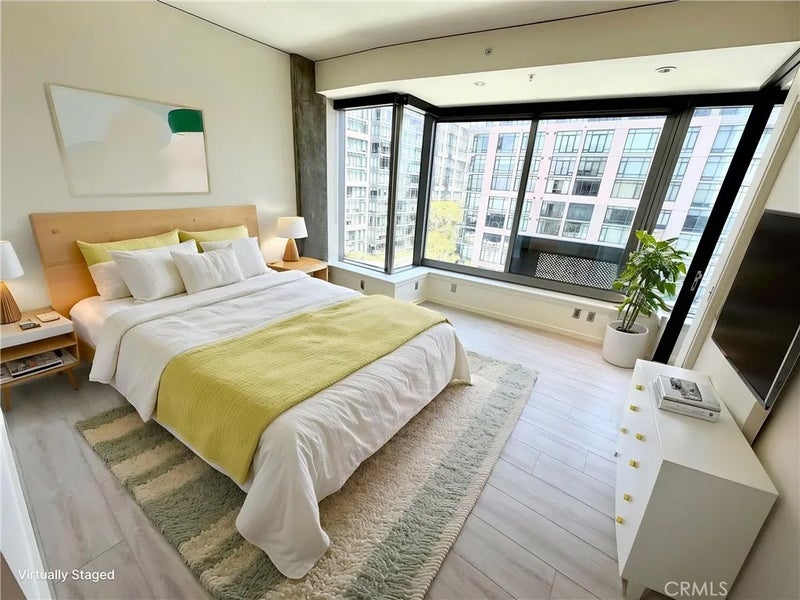 1155 S Grand Avenue 1017