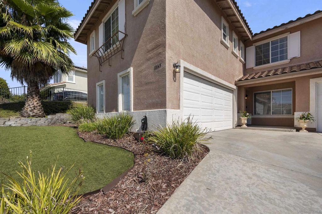 Photo of 10145 Challenger Ct, Spring Valley, CA 91978 (MLS # 250041471)