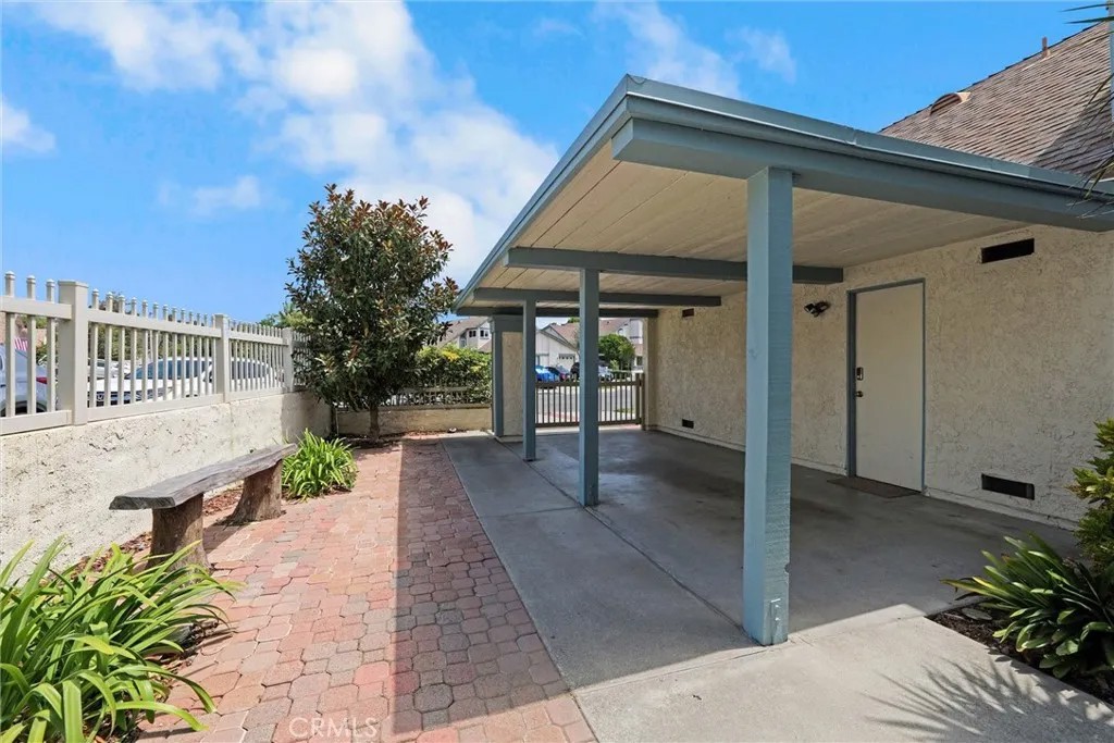 174 Spanish Moss Pl