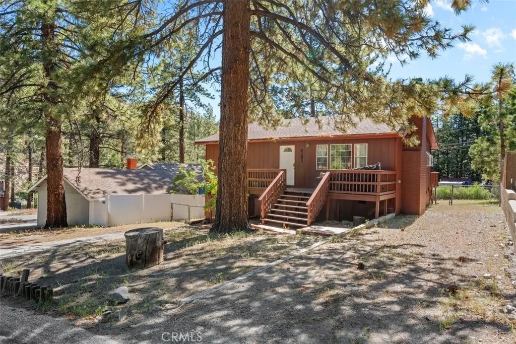 6285 Conifer