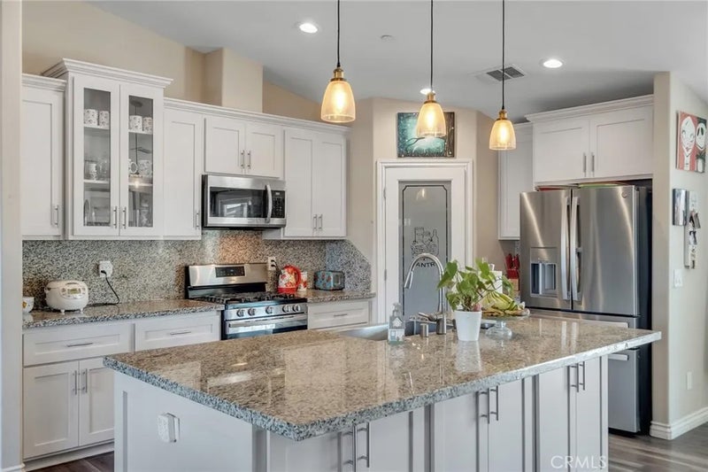 11374 Desert View