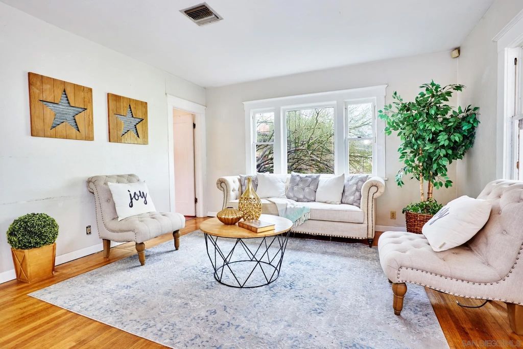 Photo of 4510 Acacia Avenue, La Mesa, CA 91941 (MLS # 250041684)