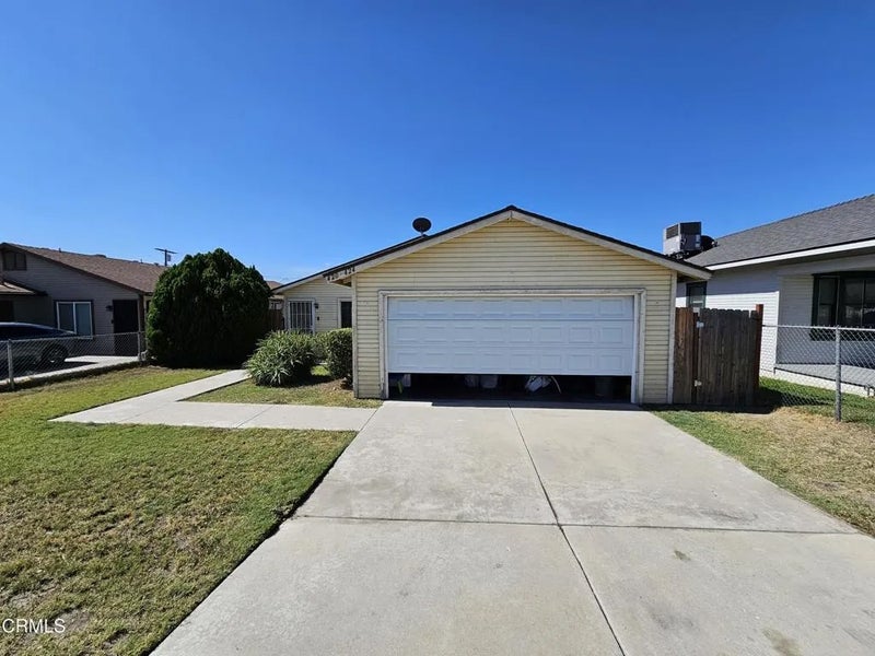 420 E B Street