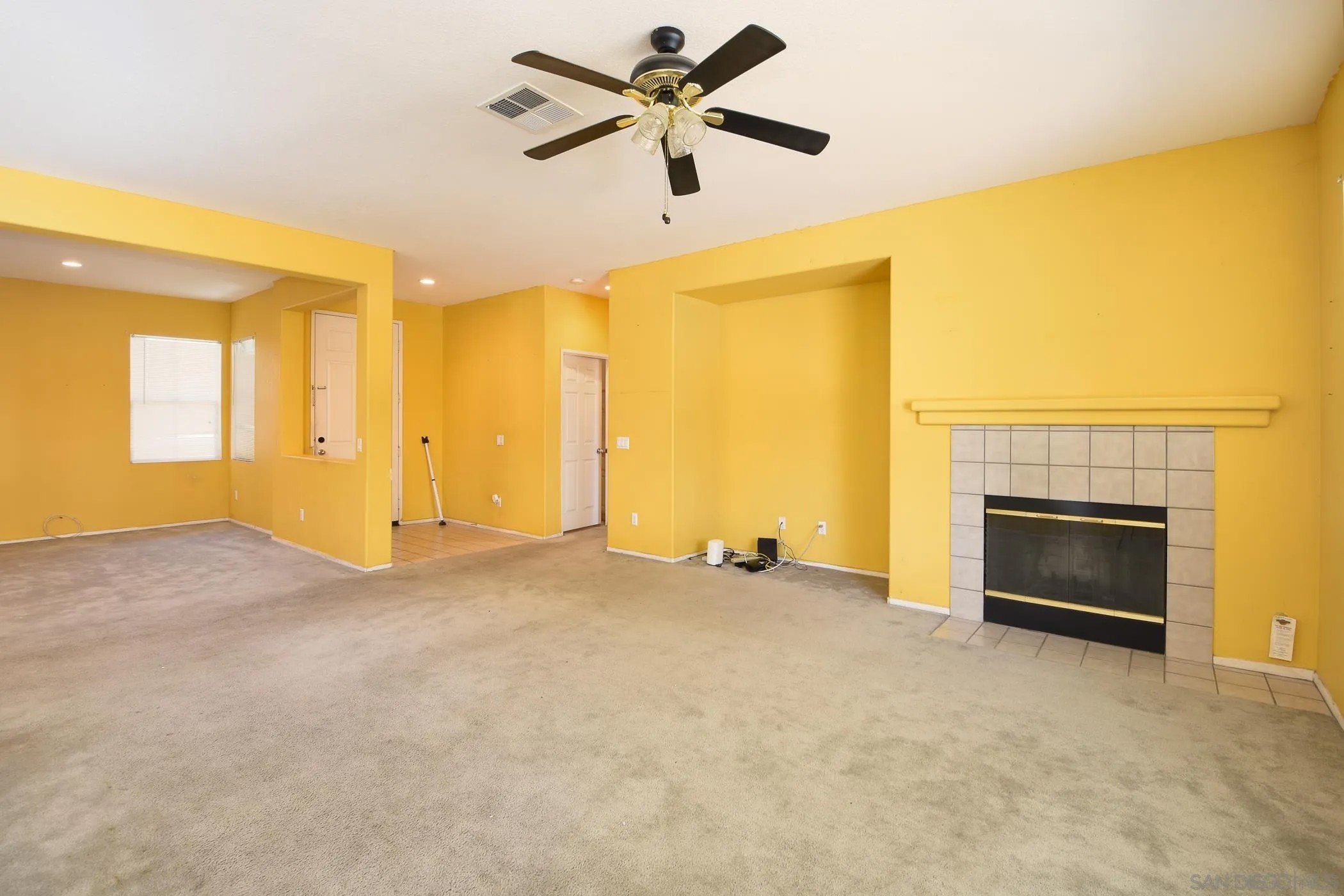 1854 Jasmine Ct