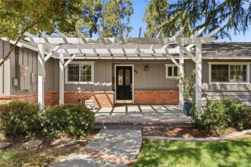 66 Cottage Avenue