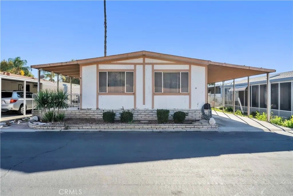 Photo of 2230 Lake Park Dr #248 Dr, San Jacinto, CA 92583 (MLS # DW25272408)