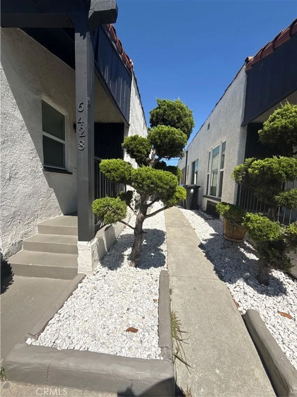 Photo of 6428 S Van Ness Ave, Los Angeles, CA 90047 (MLS # SB25276033)