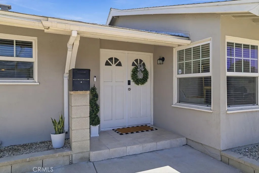 16126 Rinaldi Street