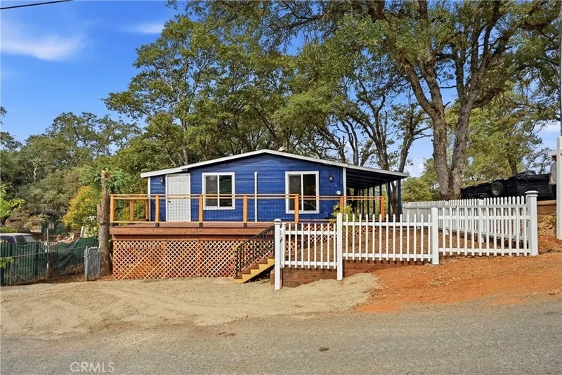 4275 Cedar