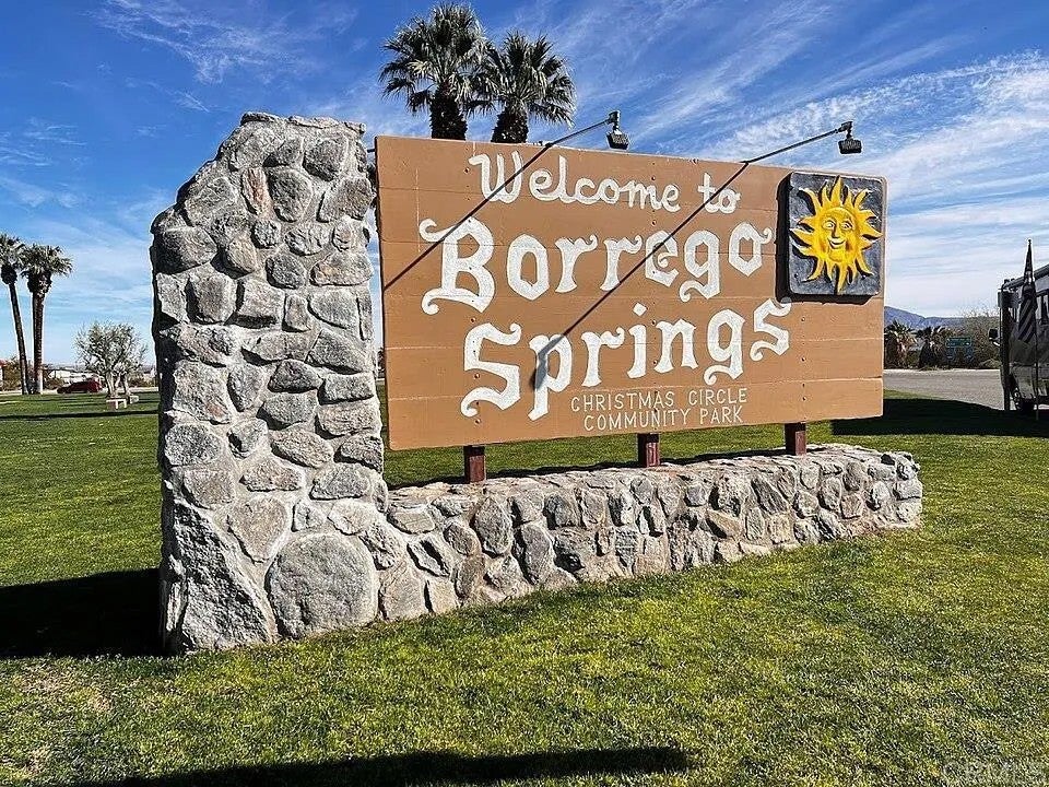 Palm Canyon Dr Lots 283 & 284