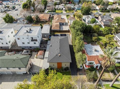 Photo of 5619 Irvine Avenue, North Hollywood, CA 91601 (MLS # SR26031123)