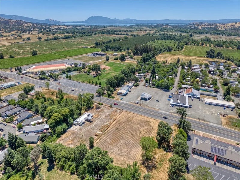 520 E State Highway 20