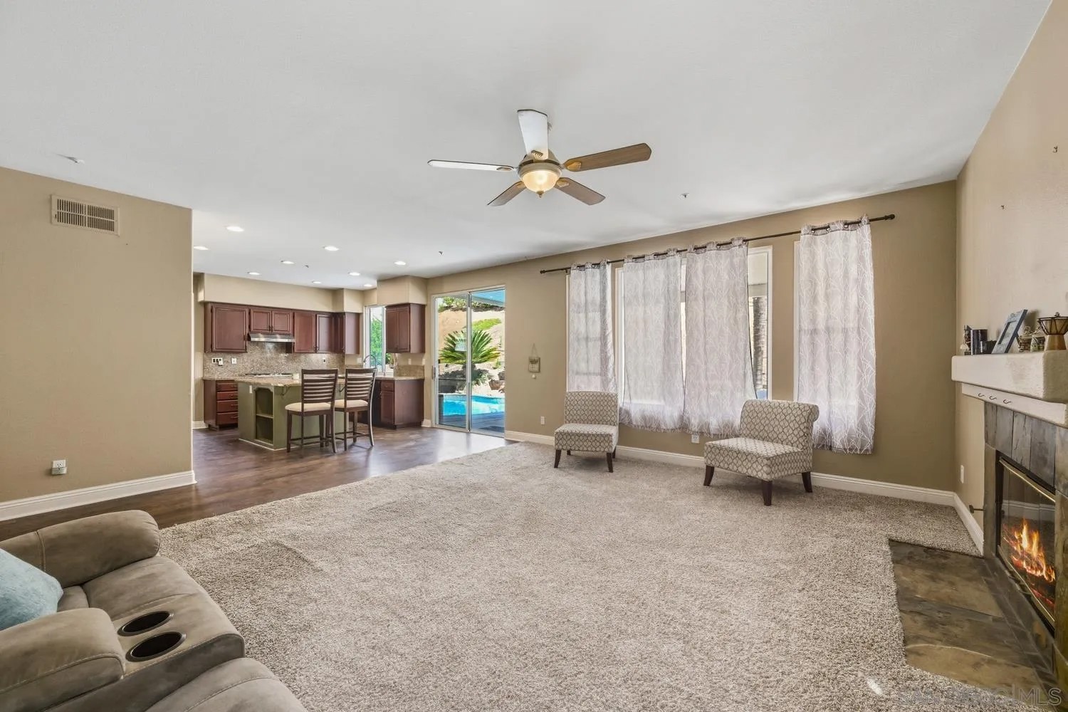 10835 Sima Ct