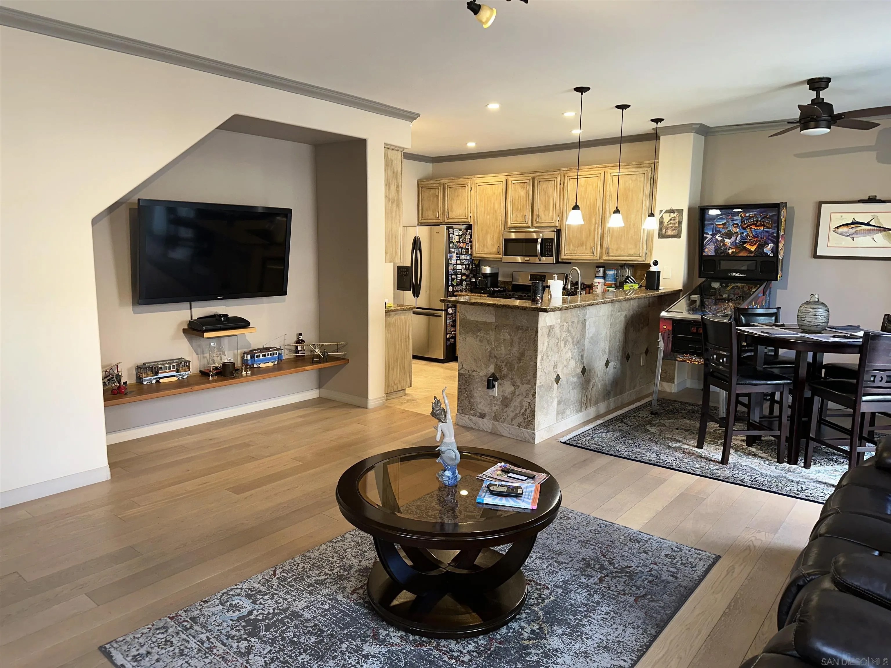 9625 W Canyon Ave. 4