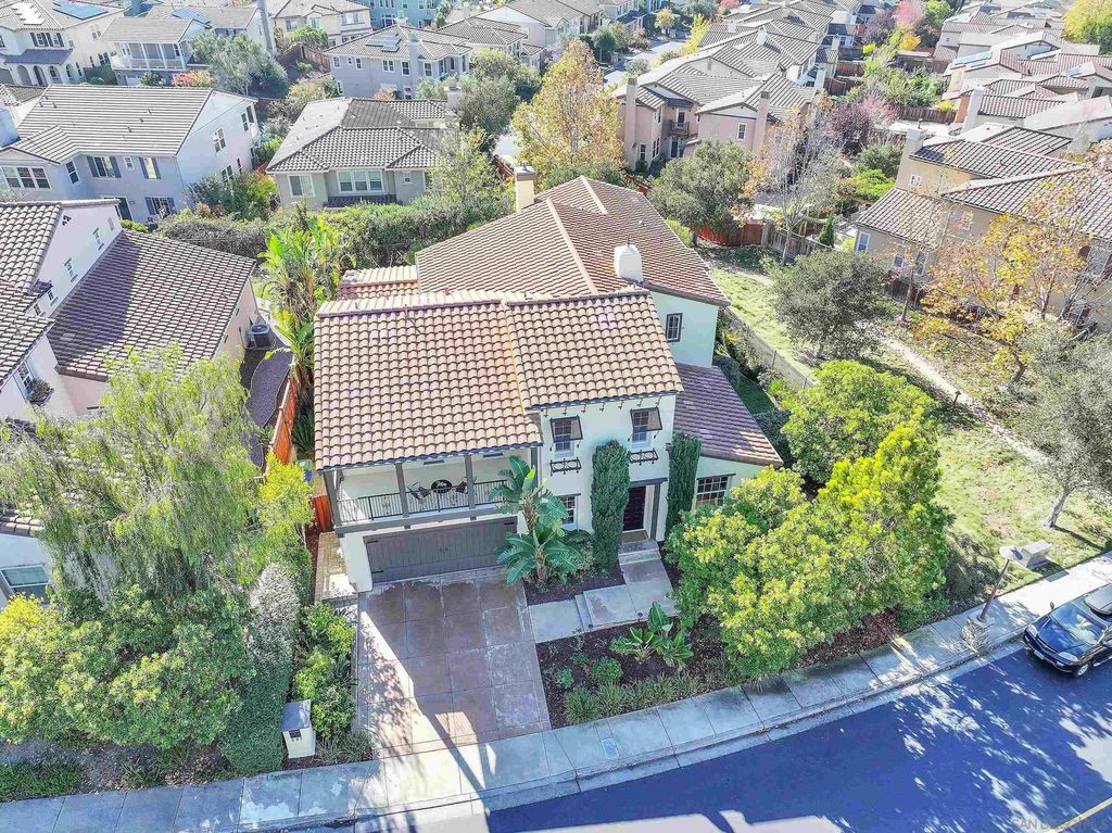 Photo of 297 Drummond Drive, Hayward, CA 94542 (MLS # 250042843)