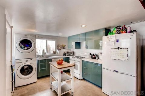 4052 Tennyson Street terrace level San Diego CA 92107