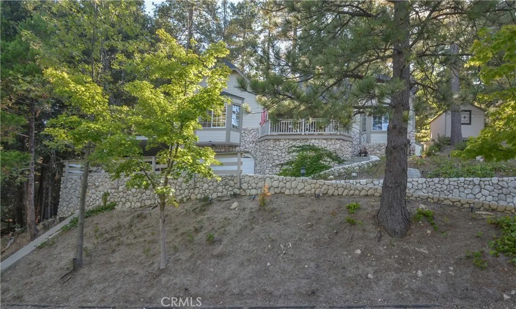 196 N Fairway Drive