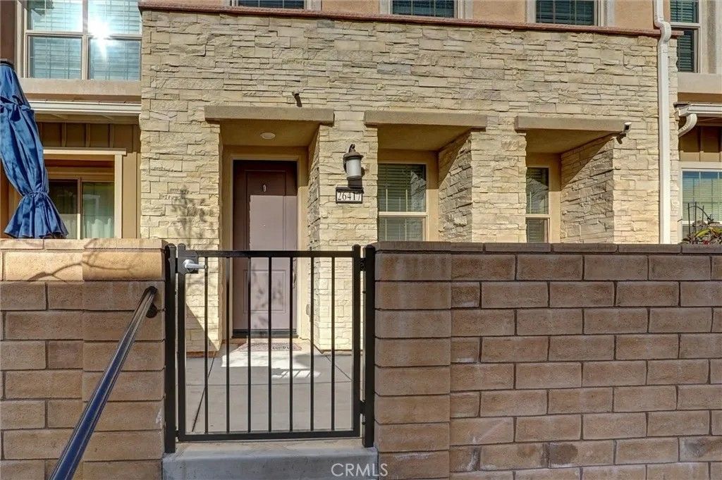 Photo of 26417 Choral, Saugus, CA 91350 (MLS # SR26024903)