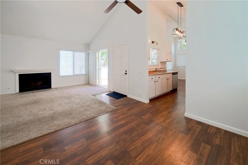 700 E Lake Drive 52