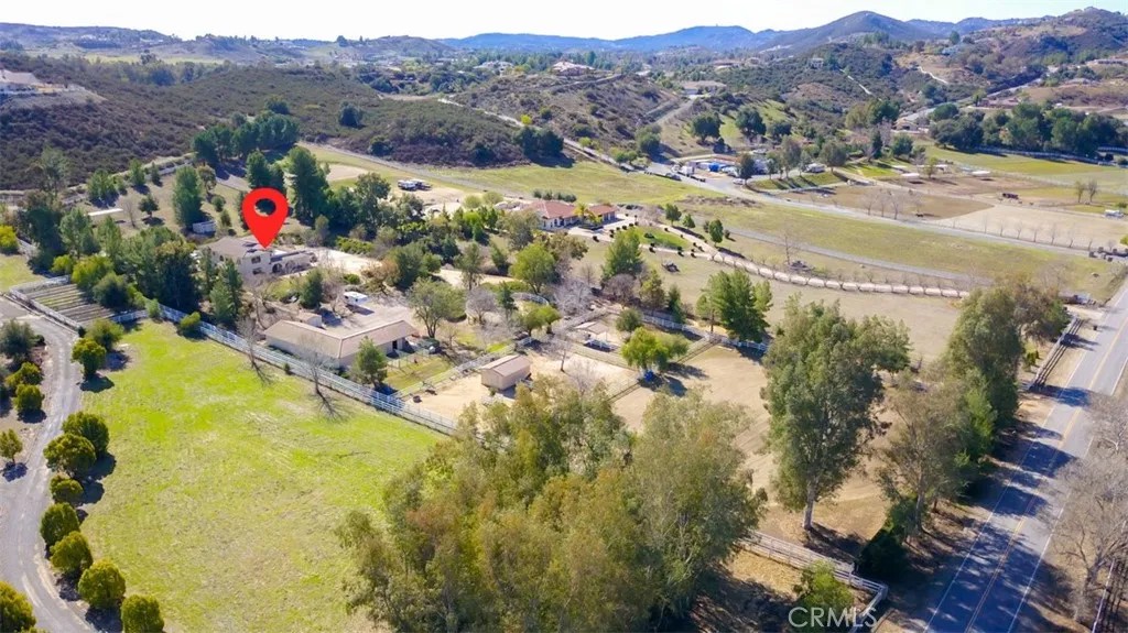 38510 Calle De Lobo