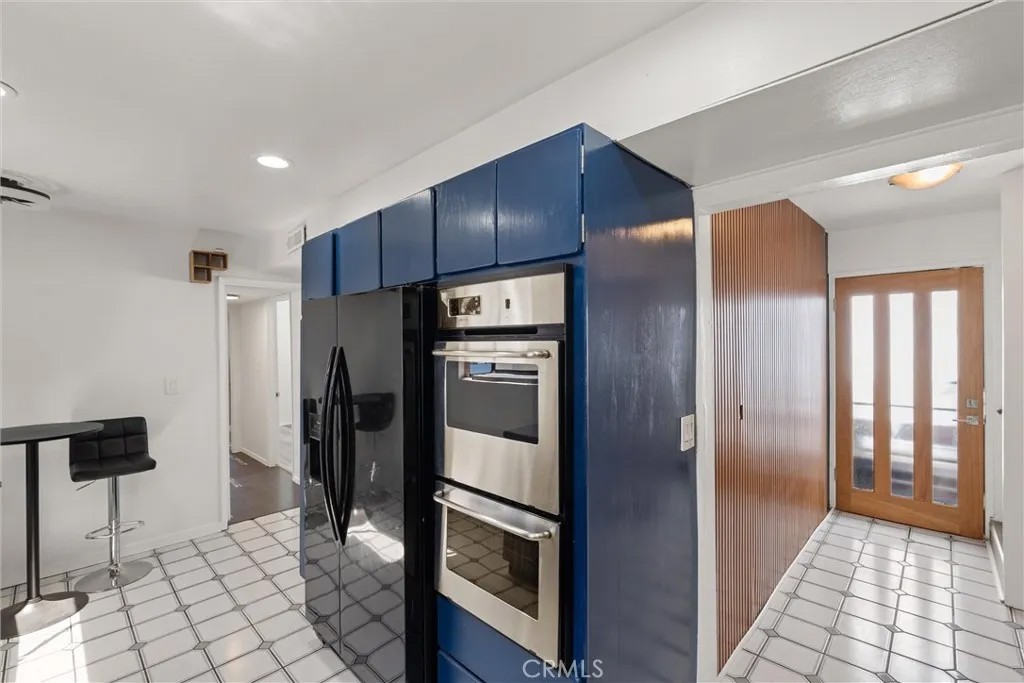 1631 Van Horne Lane