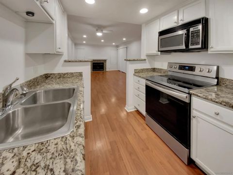 Tiny photo for 12059 Alta Carmel Ct #168, San Diego, CA 92128 (MLS # 250043425)