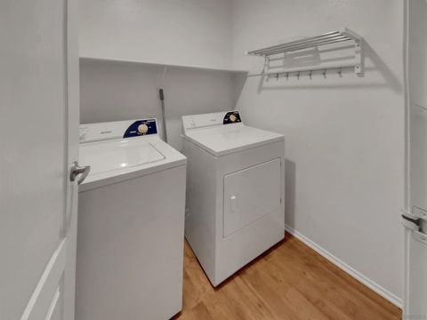 Tiny photo for 12059 Alta Carmel Ct #168, San Diego, CA 92128 (MLS # 250043425)