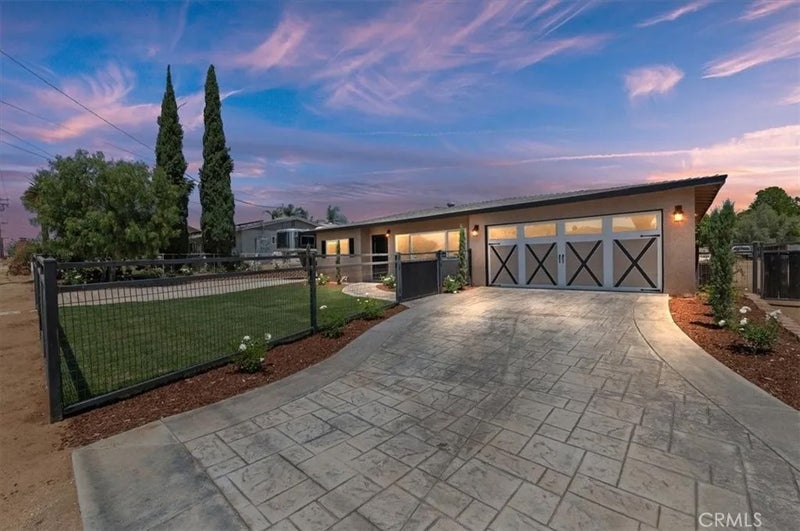 3243 Temescal