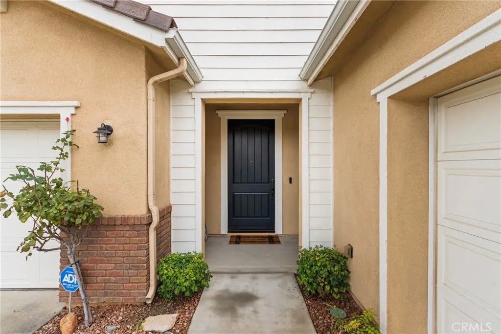 Photo of 11893 Flicker Cv, Corona, CA 92883 (MLS # SW26004825)