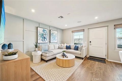 Tiny photo for 16186 Lumia Way, Fontana, CA 92336 (MLS # SW25244895)