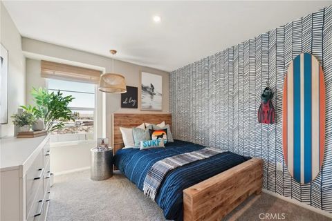 Tiny photo for 16186 Lumia Way, Fontana, CA 92336 (MLS # SW25244895)