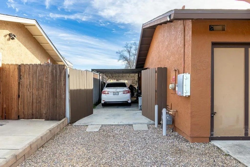 Photo of 831 Bayberry Ct, San Marcos, CA 92069 (MLS # NDP2601152)