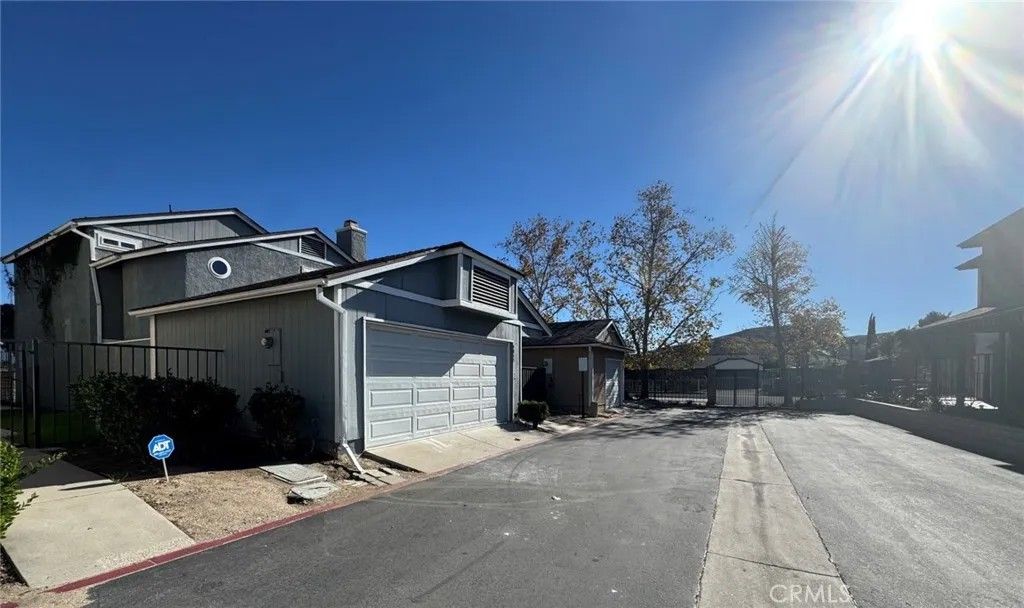 Photo of 4813 Village Green, San Bernardino, CA 92407 (MLS # IV25270390)