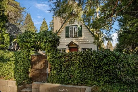 Photo of 26370 Alpine Ln, Twin Peaks, CA 92391 (MLS # IG26025748)