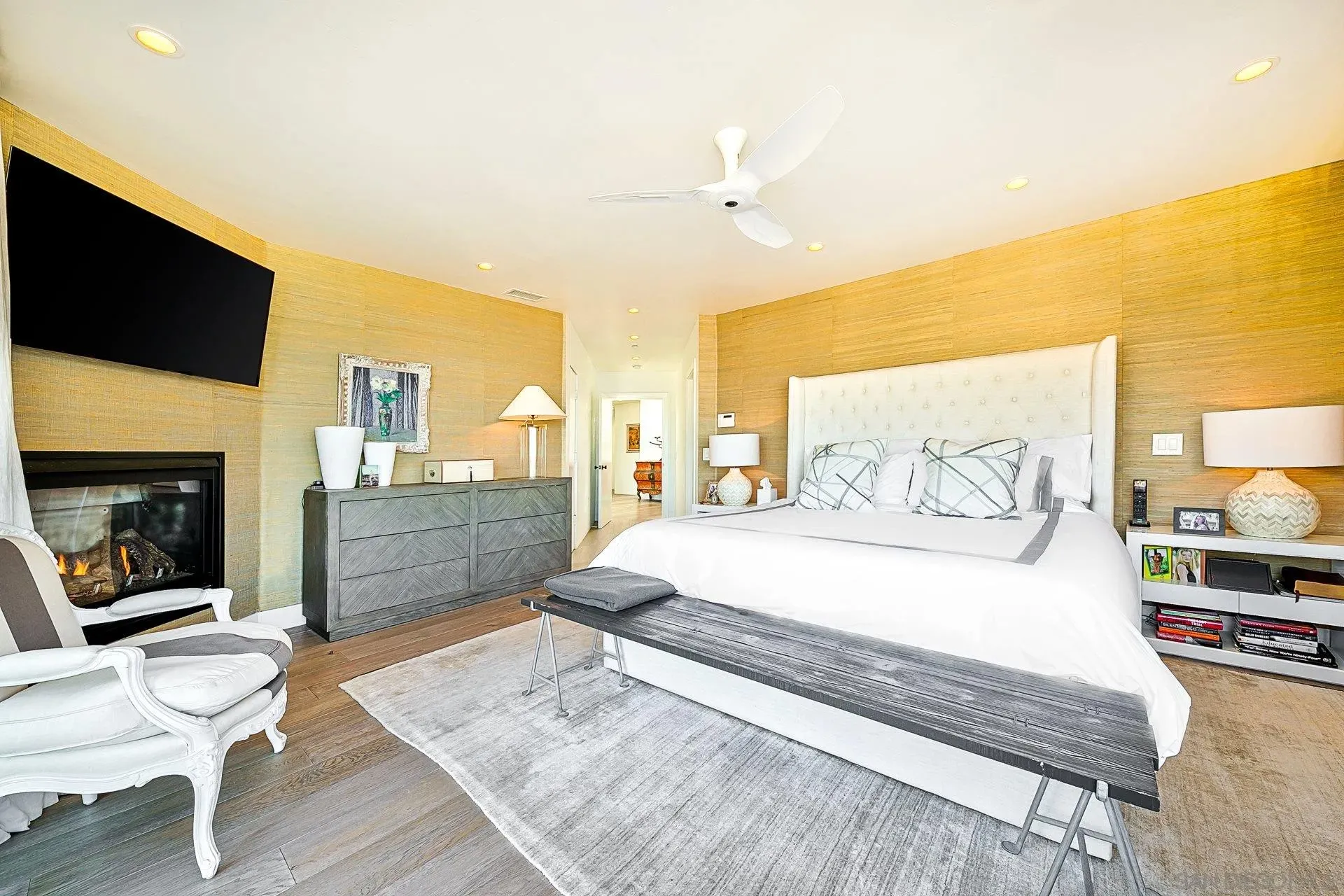 La Jolla, California 92037, United States, 3 Bedrooms Bedrooms, ,4 BathroomsBathrooms,Residential,Active,177699