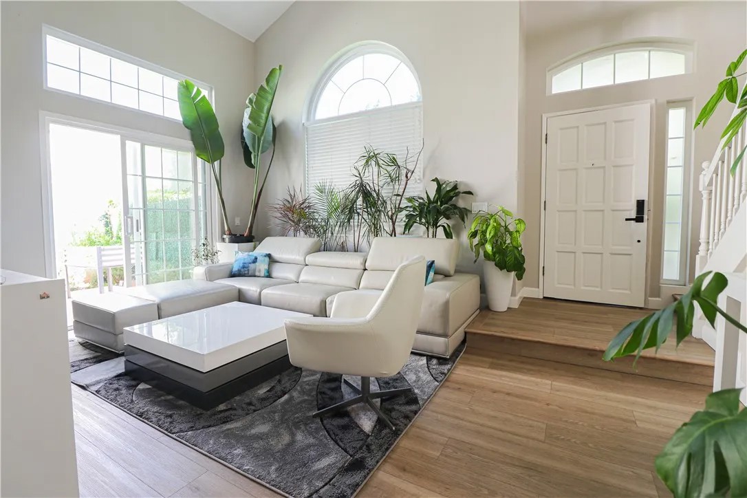 730 Breeze Hill 230