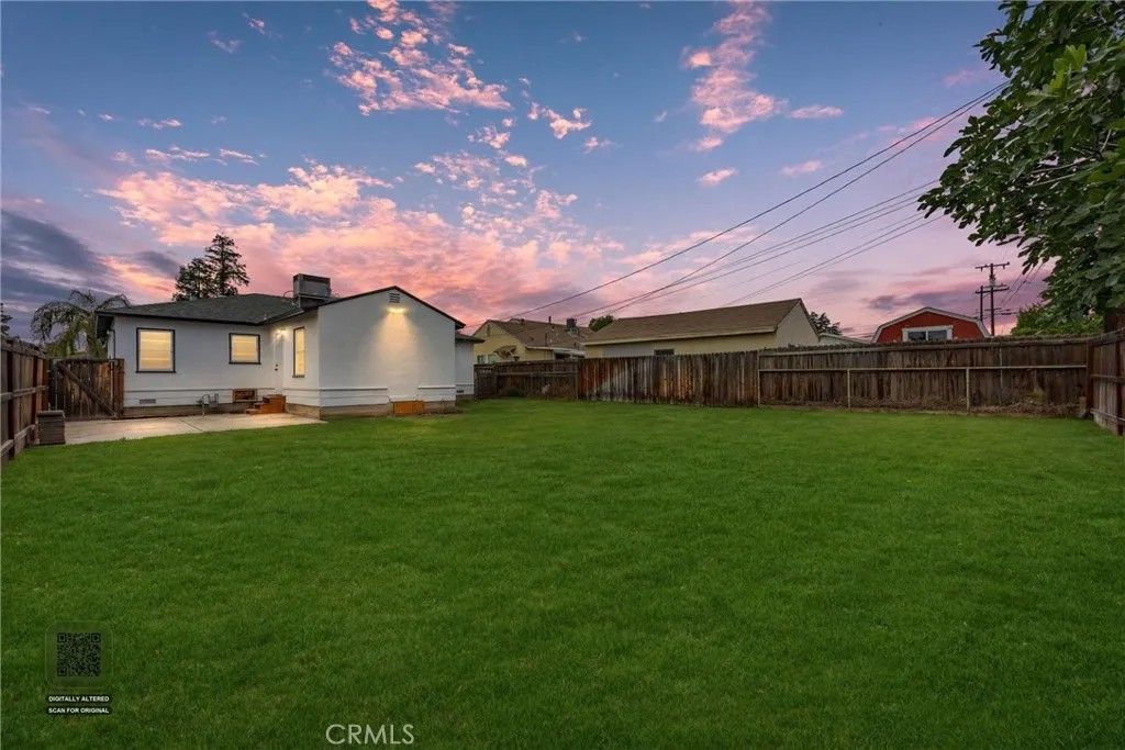 Photo of 1308 El Rancho Drive, Bakersfield, CA 93304 (MLS # PI26093237)